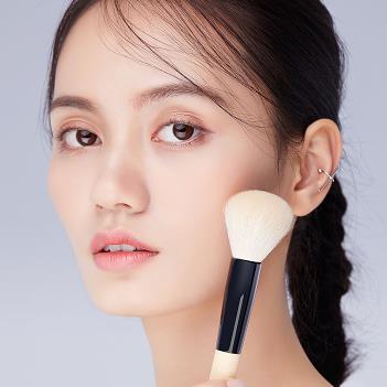 化妆品拍摄模特-上海专业平面模特公司